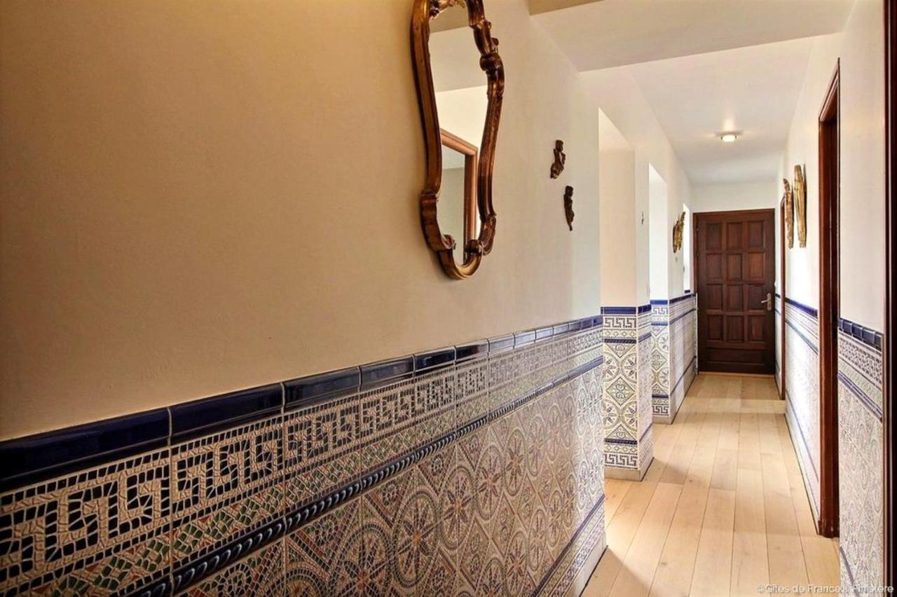 Maison Spacieuse A Plougonven Avec Jacuzzi Et Jardin エクステリア 写真